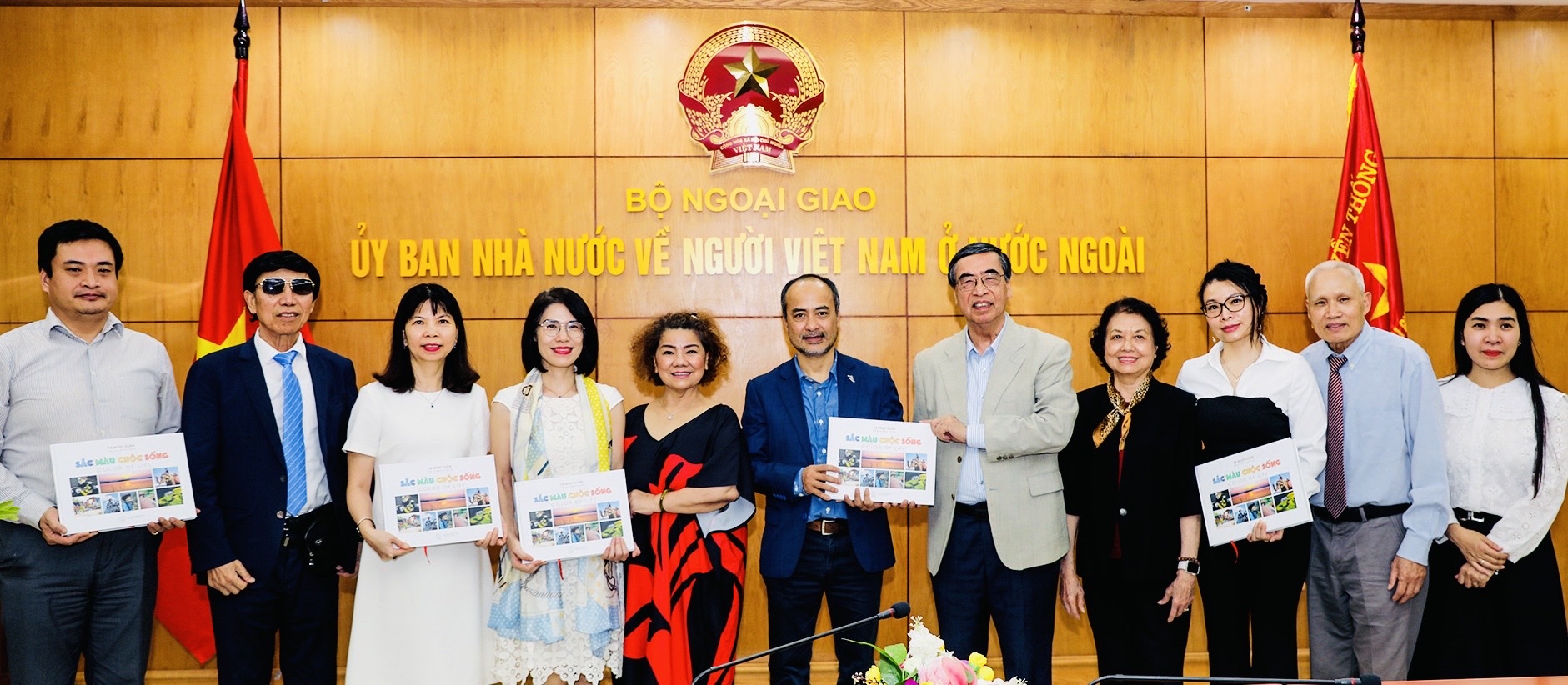 Thúc đẩy hình ảnh nghệ sĩ Việt qua hoạt động giao lưu