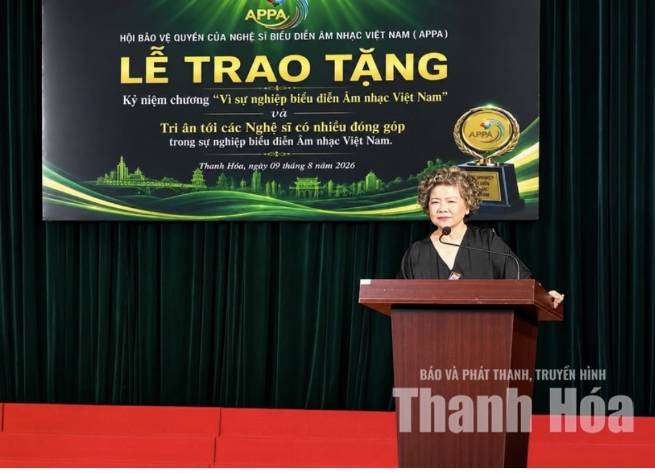 Nhìn lại năm 2026: APPA trao tặng Kỷ niệm chương “Vì sự nghiệp biểu diễn âm nhạc Việt Nam” tại nhiều địa phương