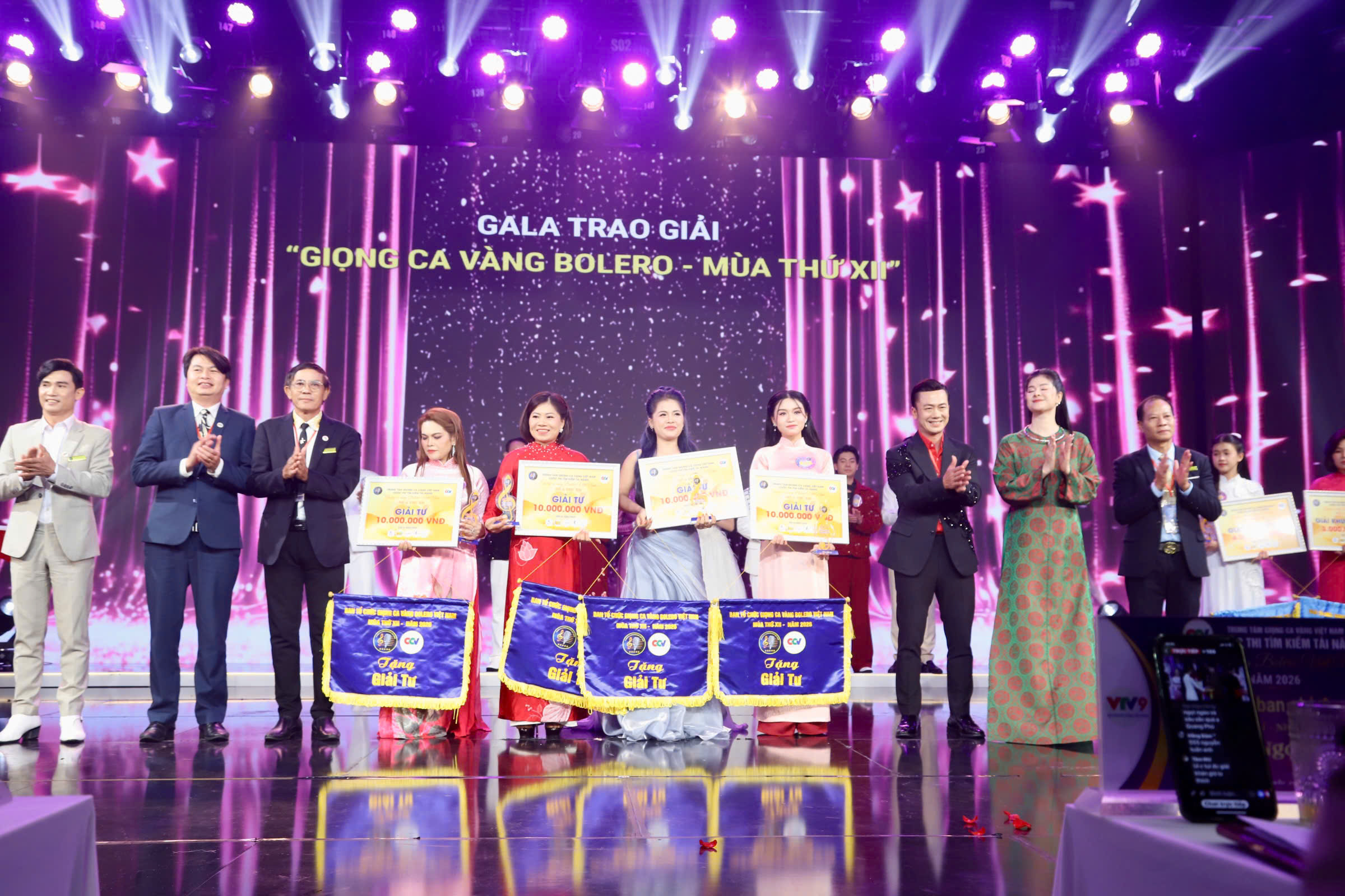 Top 4 Giải Tư Giọng ca vàng Bolero mùa XII: Thành công từ sự chân thành và đam mê