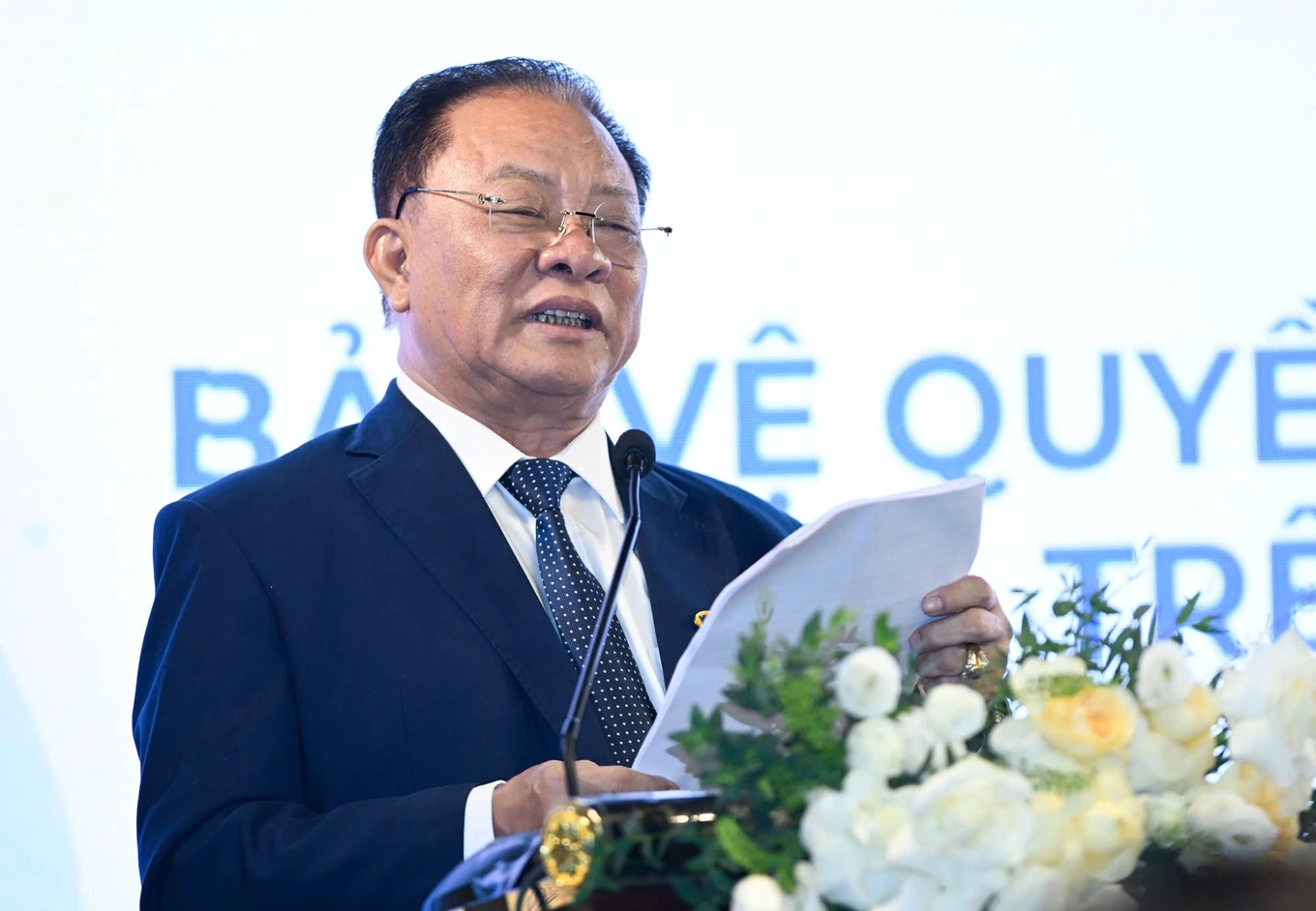 Trả tiền mua bản quyền, doanh nghiệp vẫn có thể vi phạm trên mạng